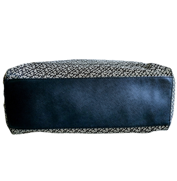 Tommy Hilfiger Women's Tote Bag - Picture 9 of 12